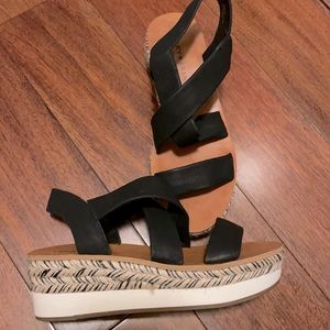 Lucky Brand Sandals